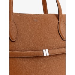 Leather shoulder bag with lettering logo on the front