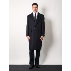 Cashmere coat with satin lining