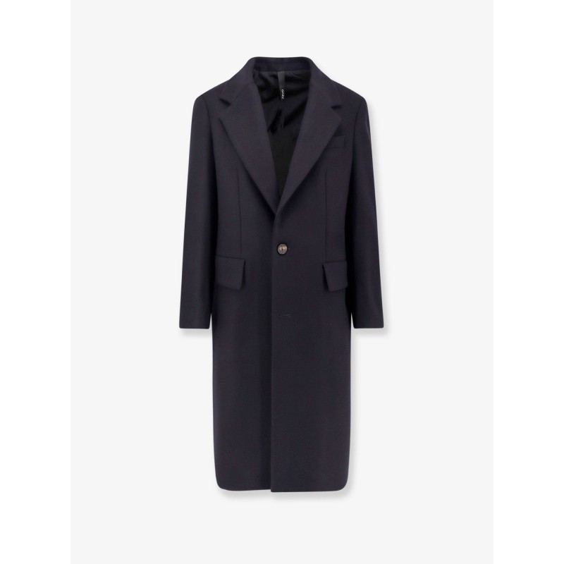 Virgin wool coat with satin lining