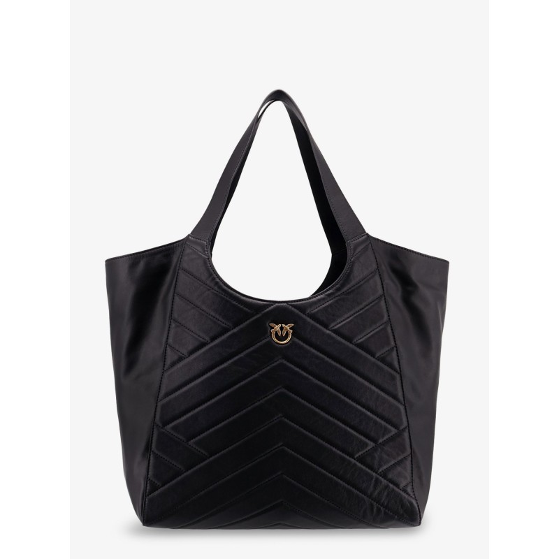 Quilted leather shoulder bag