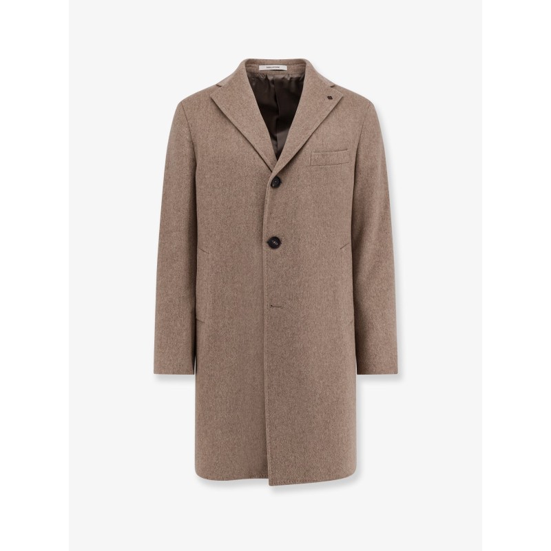 Virgin wool coat
