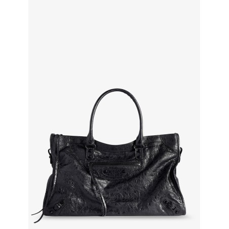 Le City Bag L leather shoulder strap with metal details