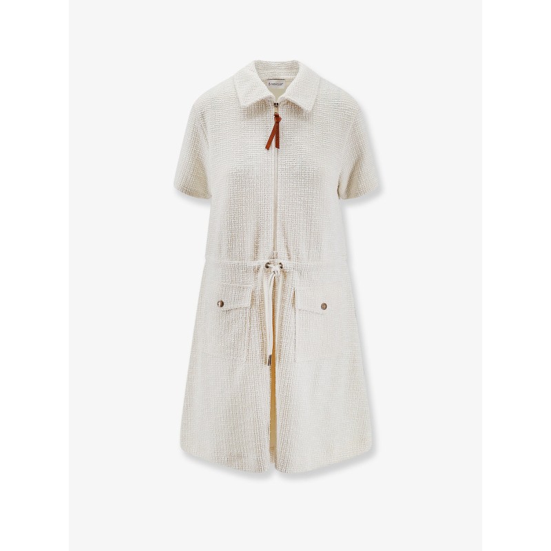 Dress with adjustable drawstring