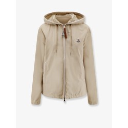 Sarracenia jacket with contrasting profiles