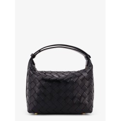 Wallace leather shoulder bag with Intrecciato pattern