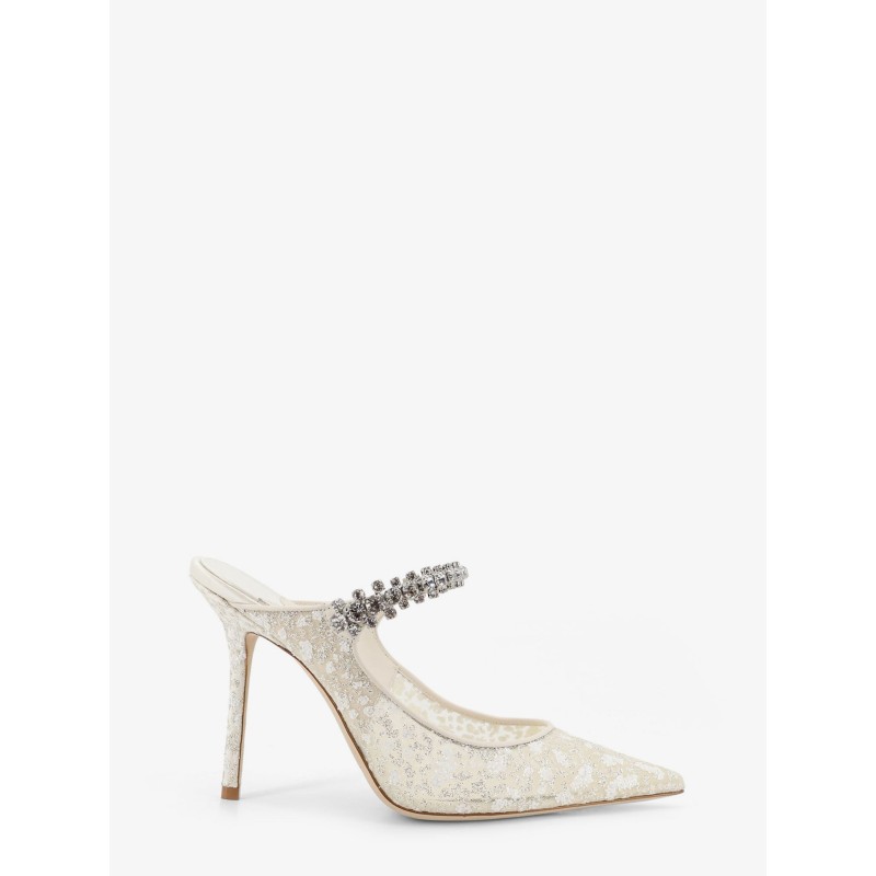 Embroidered tulle décolleté