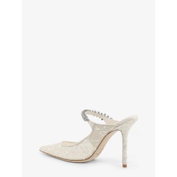 Embroidered tulle décolleté