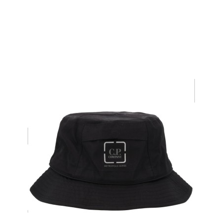 BUCKET HAT WITH LOGO