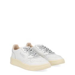 "MEDALIST LOW" SNEAKER