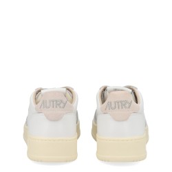 "MEDALIST LOW" SNEAKER