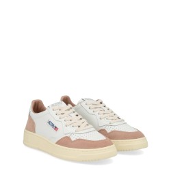 "MEDALIST LOW" SNEAKER