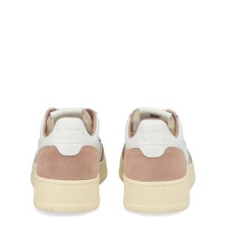"MEDALIST LOW" SNEAKER