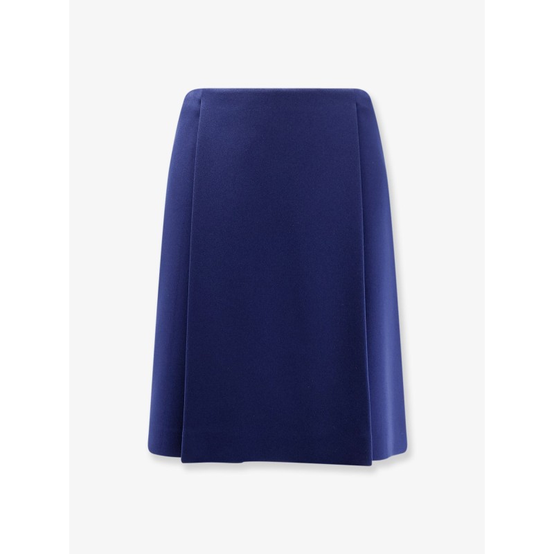 Skirt with pleats