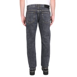 SLIM FIT JEANS