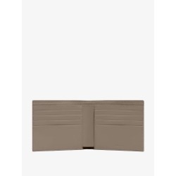 Hammered leather bi-fold wallet