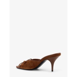 Suede sandals with bow detail on the front