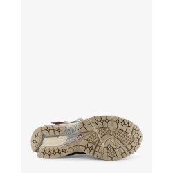 U19065 mesh sneakers with multicolor inserts