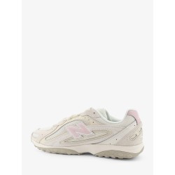 U204L5 mesh sneakers with suede inserts