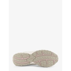 U204L5 mesh sneakers with suede inserts