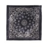 FOULARD CON MOTIVO PAISLEY