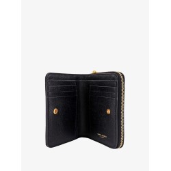 Quilted leather wallet with metal Cassandre logo