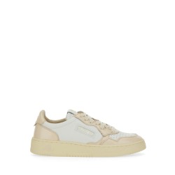 MEDALIST LOW SNEAKER