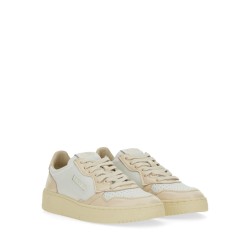 MEDALIST LOW SNEAKER